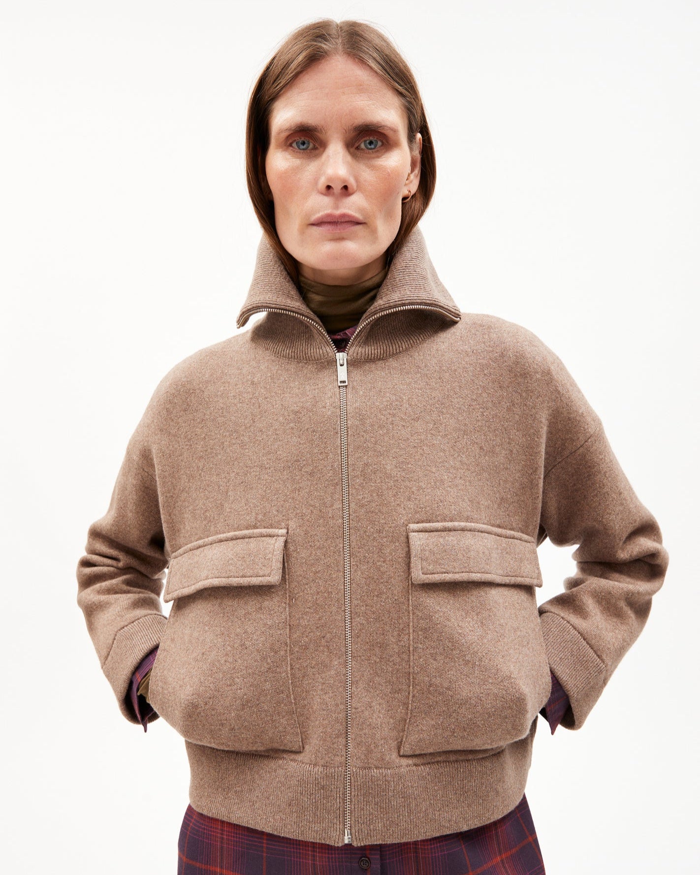 Oversized Wolljacke Joaniaas in Cinnamon Dust Melange von ARMEDANGELS, fair produziert