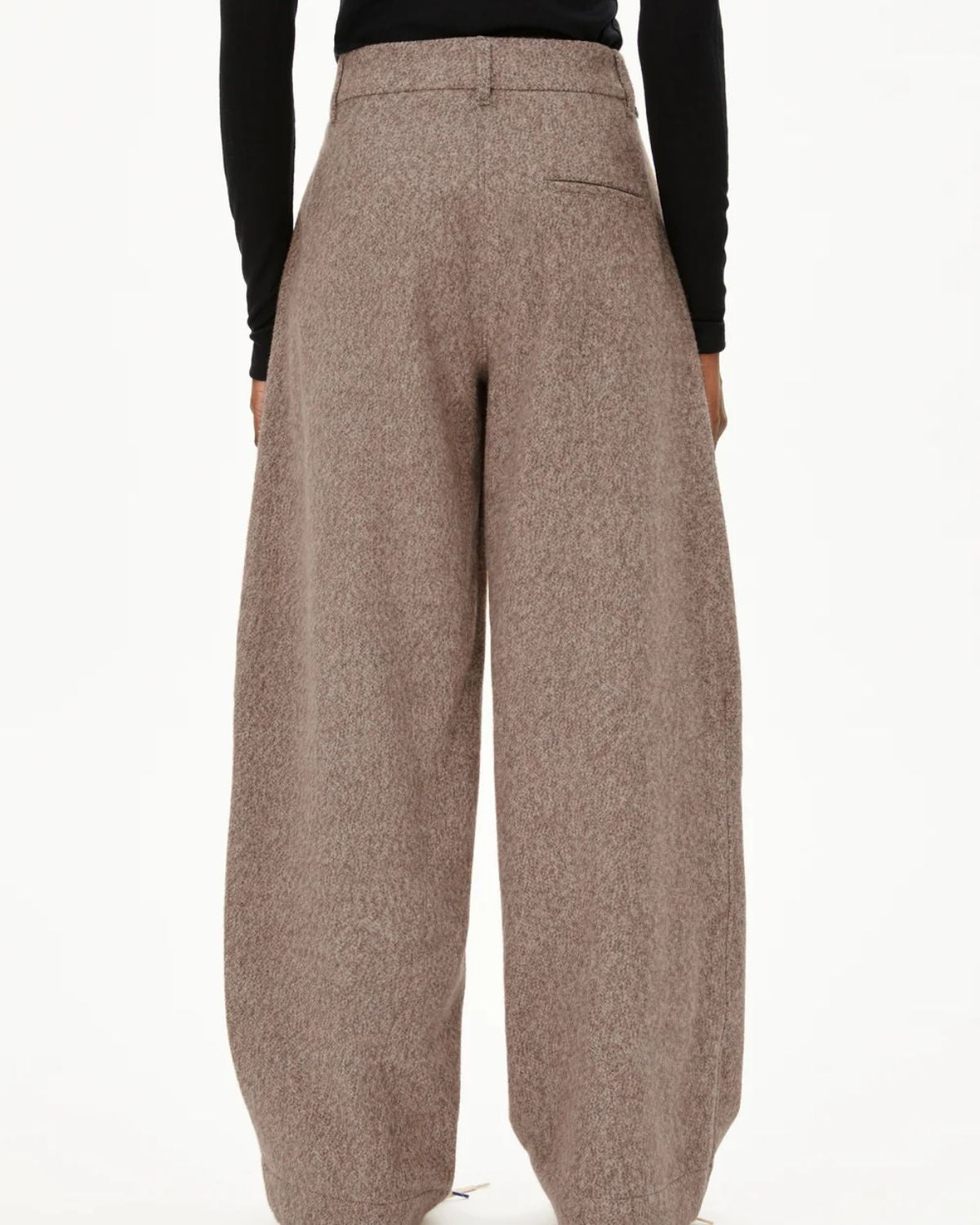 Barrel Leg Tweed Hose von Armedangels - Rückseite