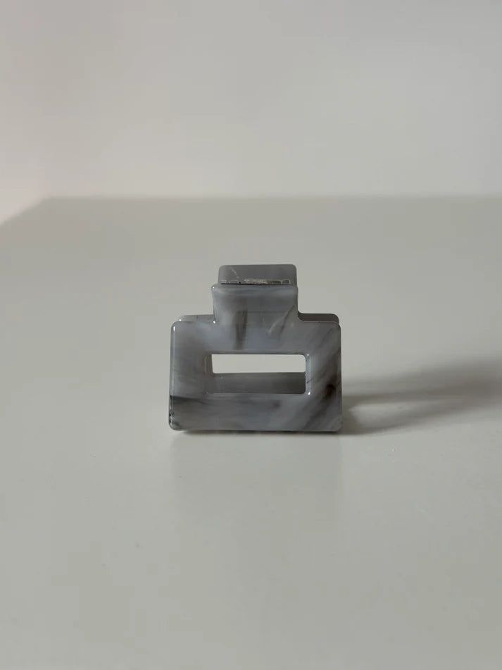 Ava Hair Clip aus Cellulose Acetat | Foggy Grey
