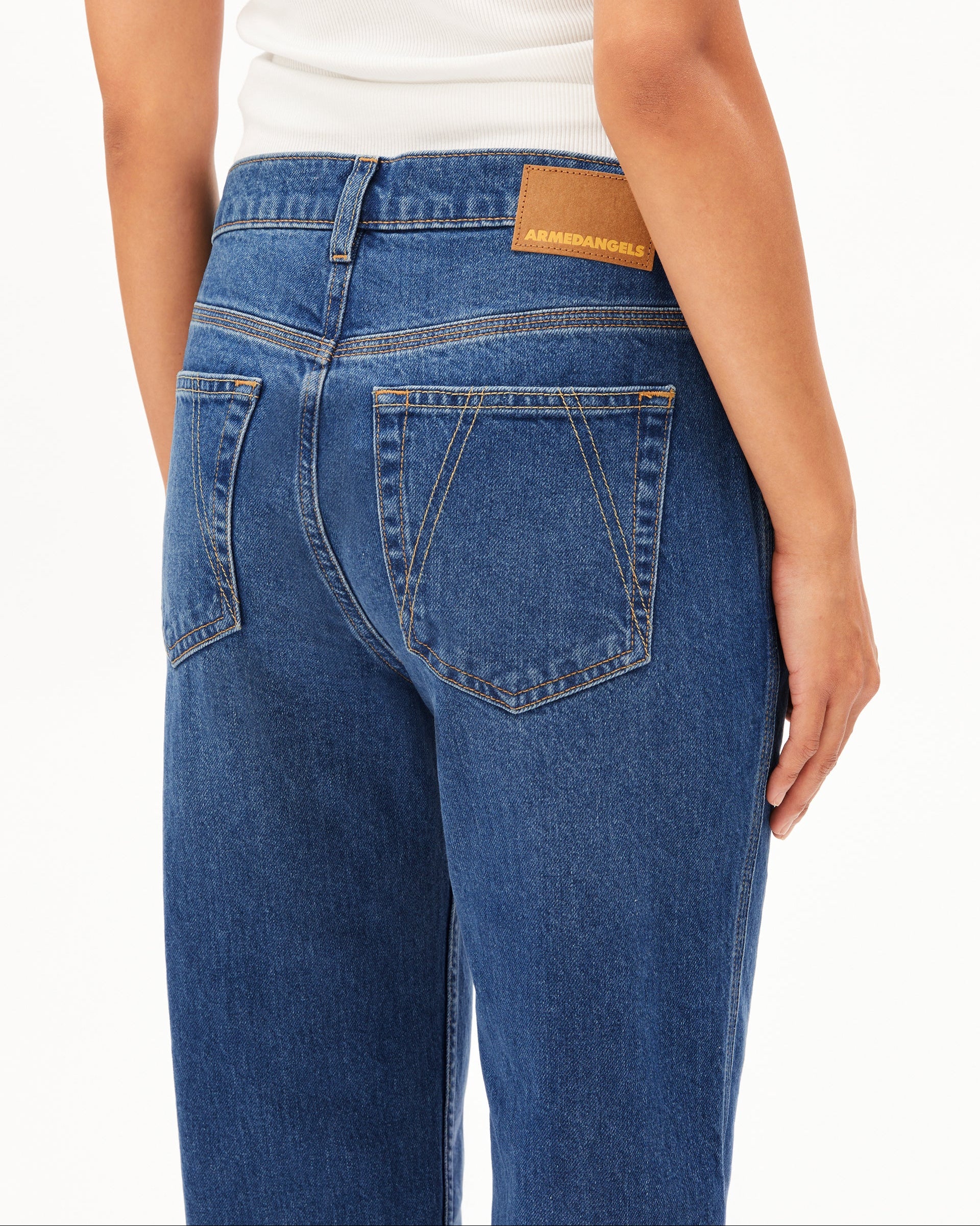 Damen Straight Jeans aus 100% recycelter Baumwolle, von ARMEDANGELS