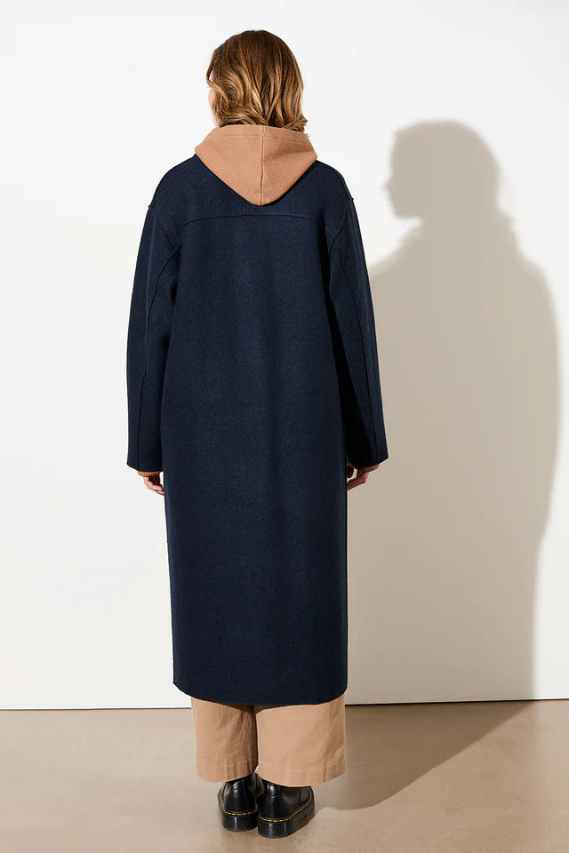 Wintermantel Carran II – nachhaltiger Oversized Coat in Navy