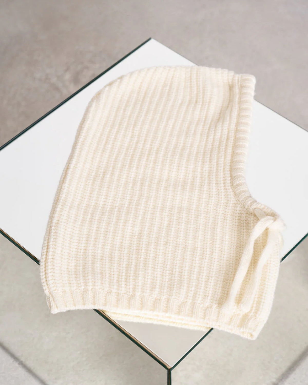 Balaclava Wooly Pioggia aus Bio-Wolle | Off White
