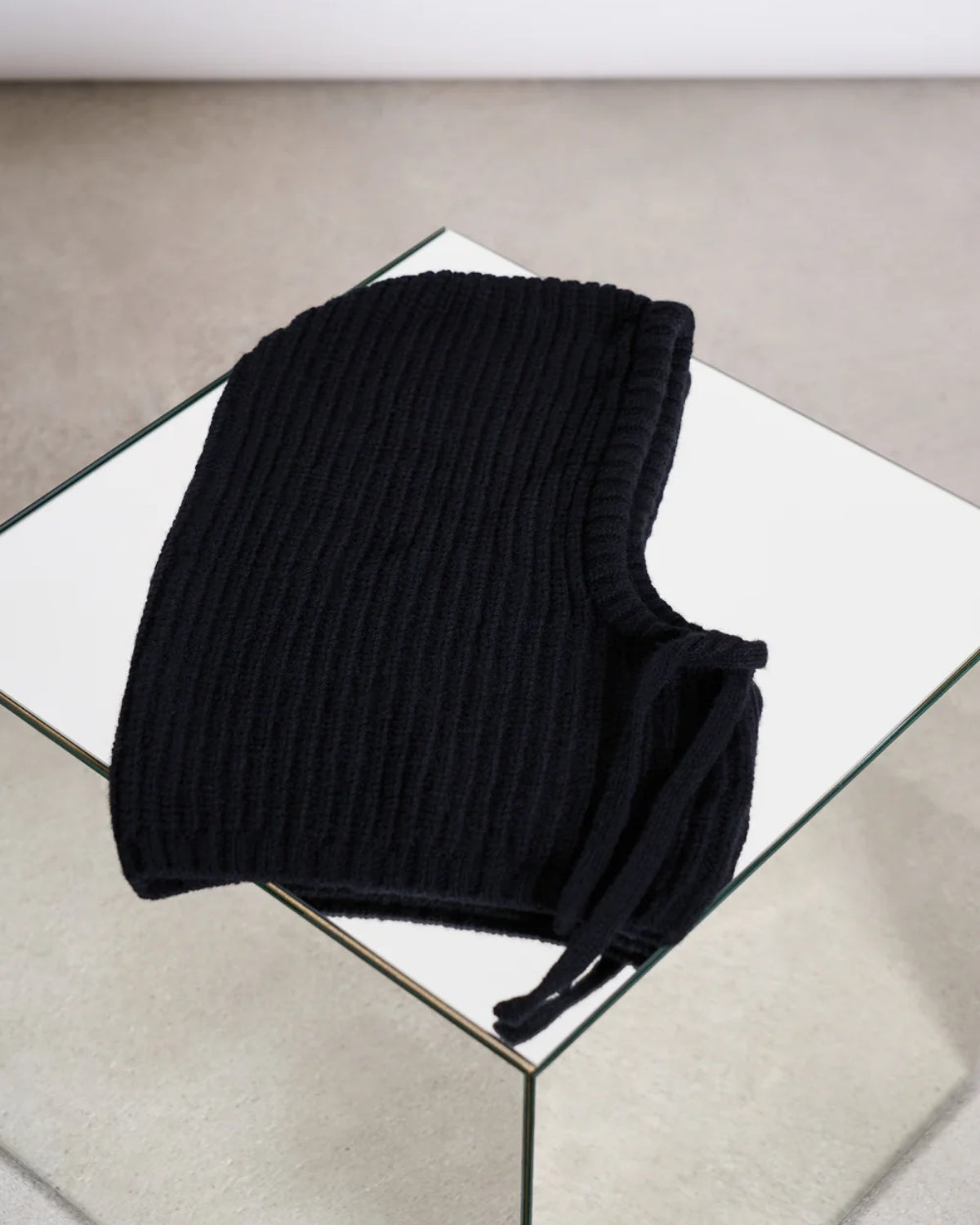 Balaclava Wooly Pioggia aus Bio-Wolle | Schwarz