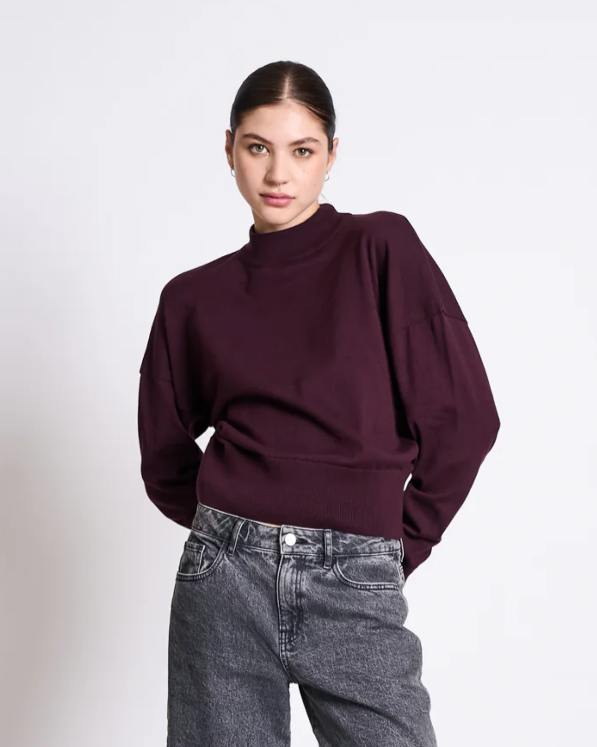 JAN N JUNE Jumper Yin in Cherry Lacquer aus Bio-Baumwolle