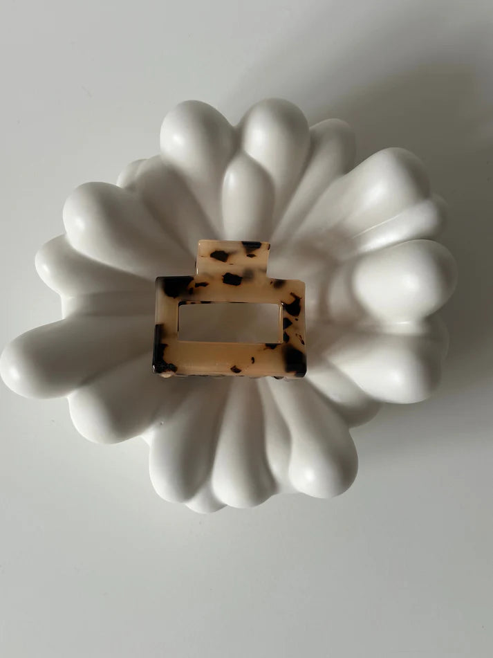 Josefin Clip für feines und dickes Haar – nachhaltiger Hair Accessory in Tortoise