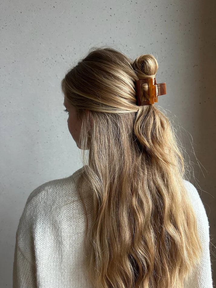 Unikater Haarclip Josefin – fair produziert von Jona The Label