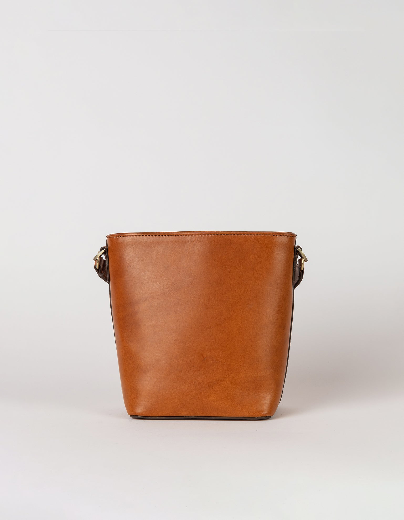 Leder-Bucket-Bag Bobbi in Schwarz – stilvoll & kompakt